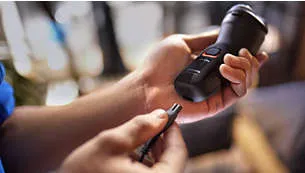 1e62b3d0a43d48bd93fbb0150096ff8e Philips električni aparat za mokro i suho brijanje - X3001/00