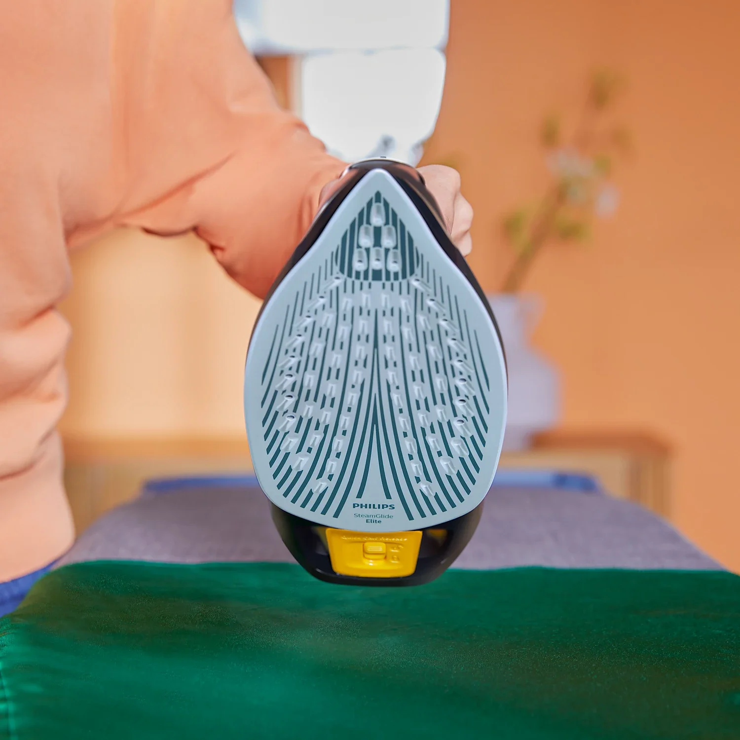 28020_4 Philips Pegla Dst7040/80